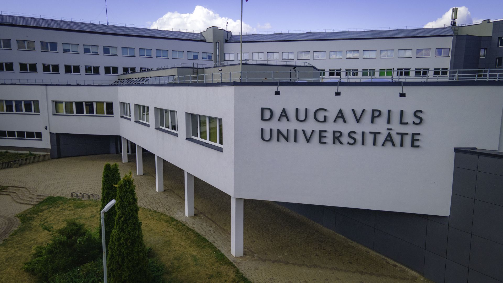 Picture illustrating the university