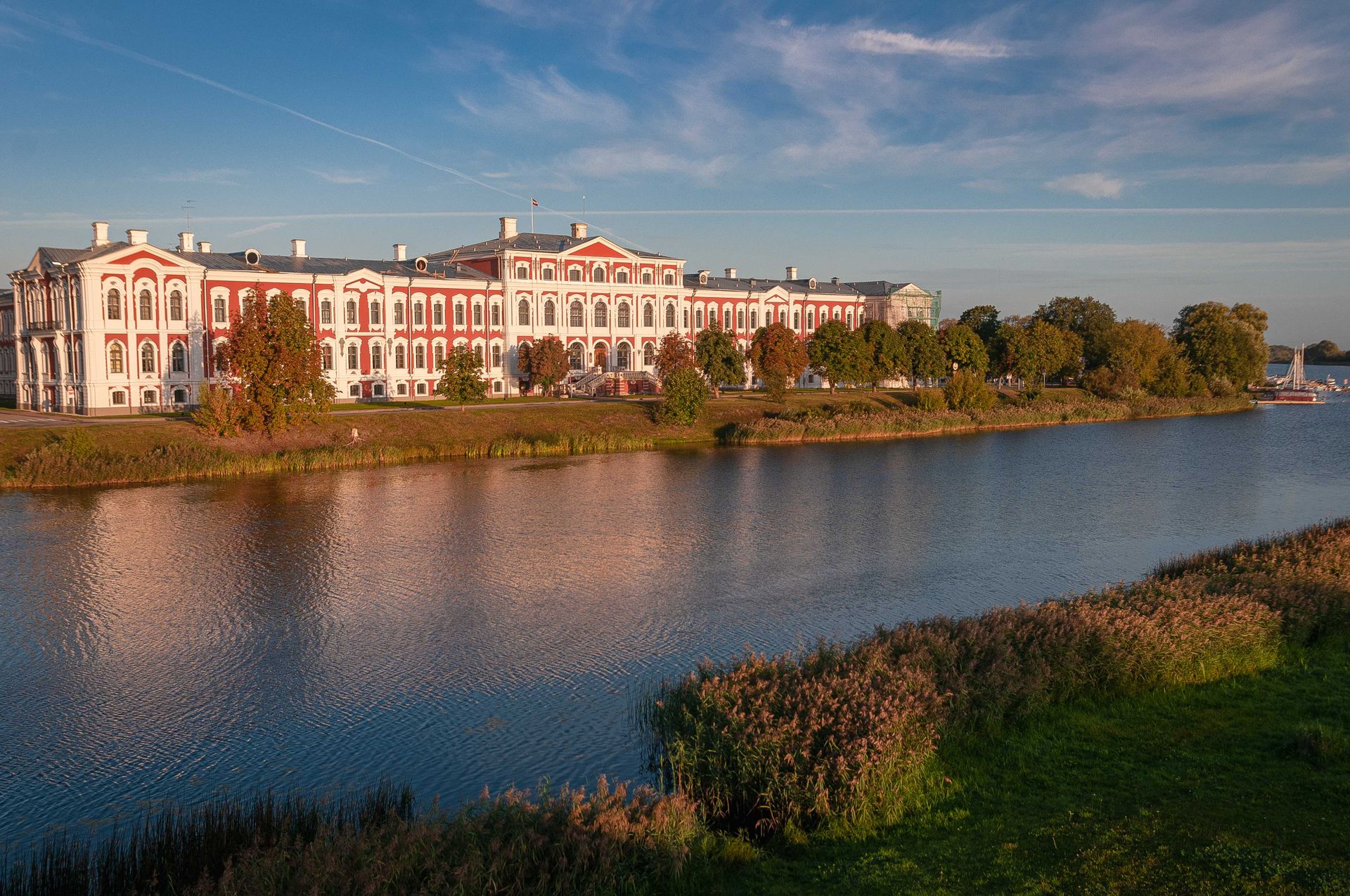 Picture illustrating the university