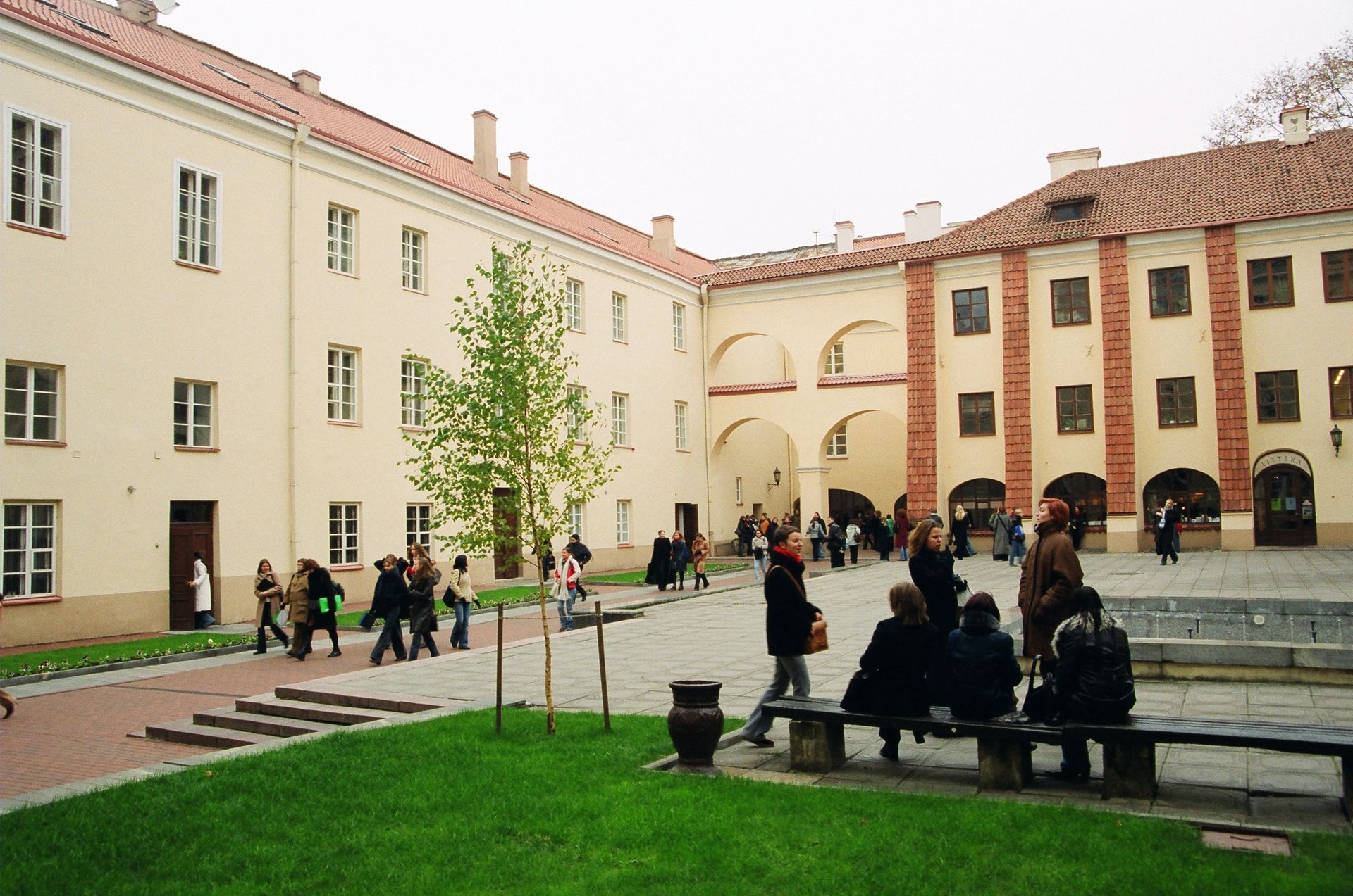 Picture illustrating the university